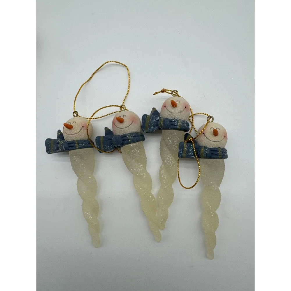 Sixteen snowman ornaments.‎ 4 sets of 4 snowman.
